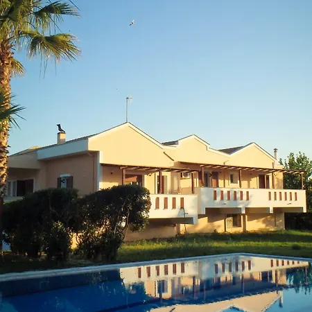 Vilă Leone Luxury Kalamákion