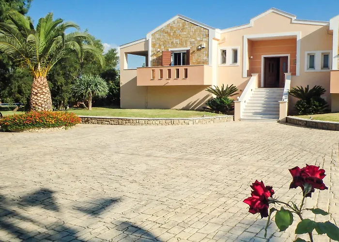 Leone Luxury Каламакион