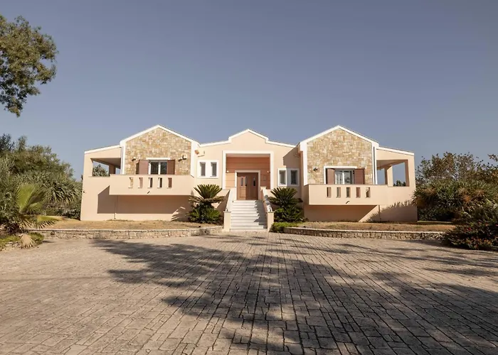 Leone Luxury Каламакион