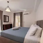 Leone Luxury Villa *