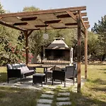 Leone Luxury Villa *