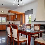 Leone Luxury Villa