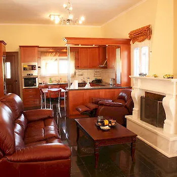 Villa Leone Luxury Kalamákion