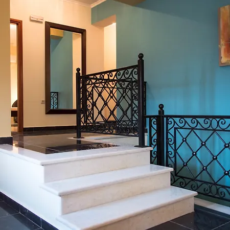 Leone Luxury וילה