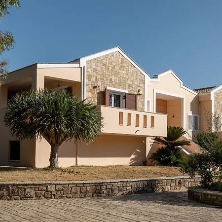 Leone Luxury 빌라 Kalamákion