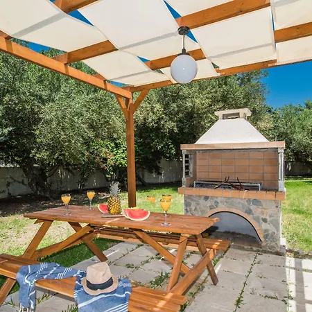 Villa Leone Luxury Kalamákion