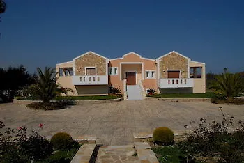 Villa Leone Luxury *