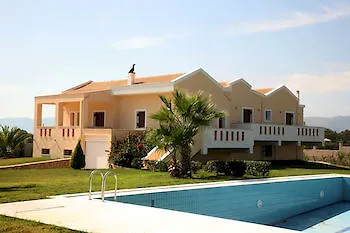 Leone Luxury Kalamákion