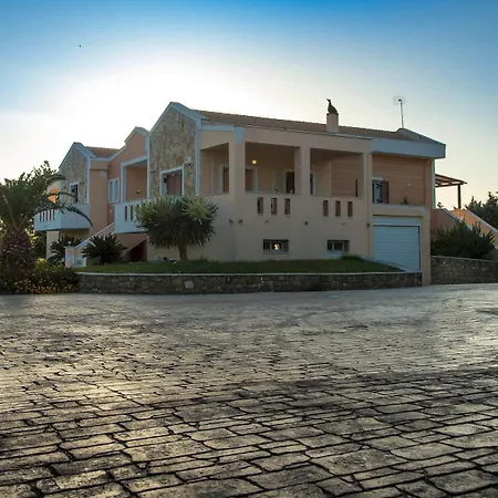 Leone Luxury Kalamákion
