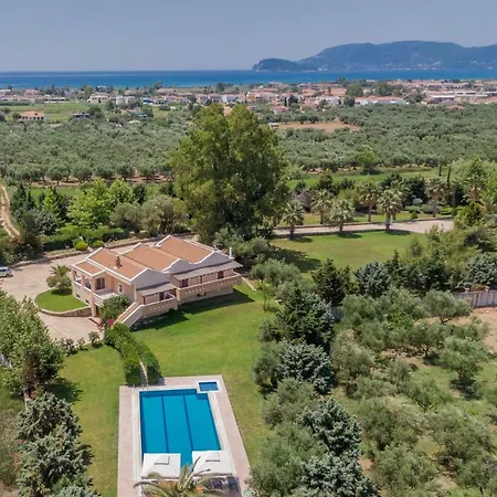 Leone Luxury Villa *