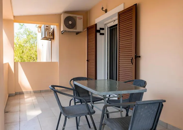 Vila Leone Luxury Kalamákion