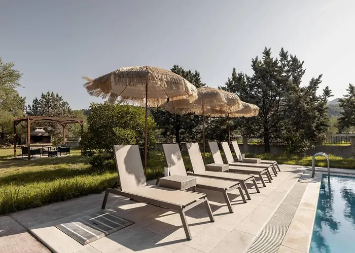 Leone Luxury Vila *