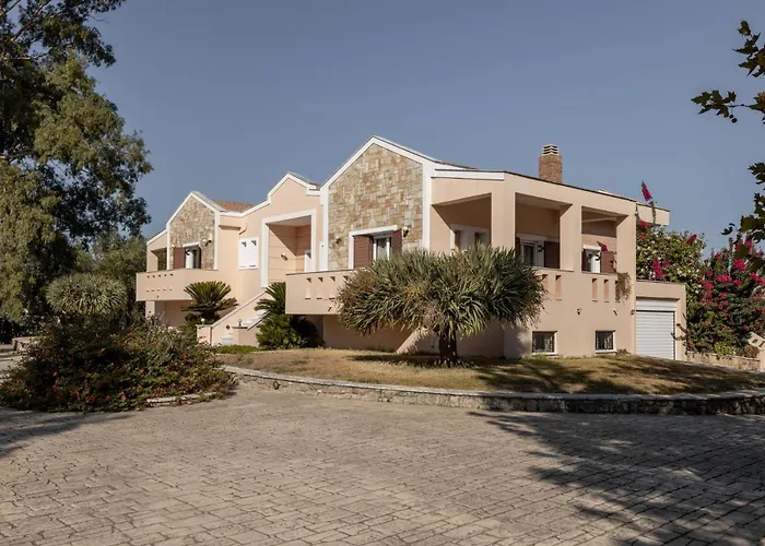 Villa Leone Luxury *