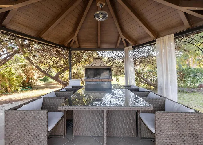Villa Leone Luxury Kalamákion
