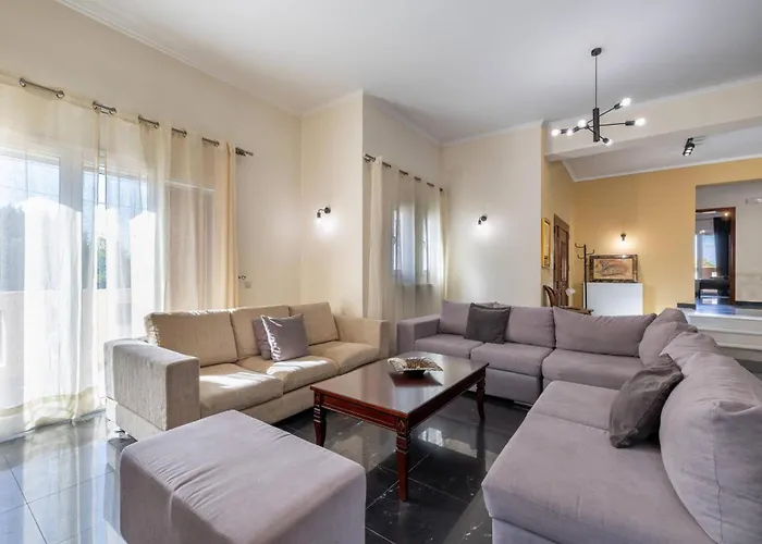 Villa Leone Luxury Kalamákion
