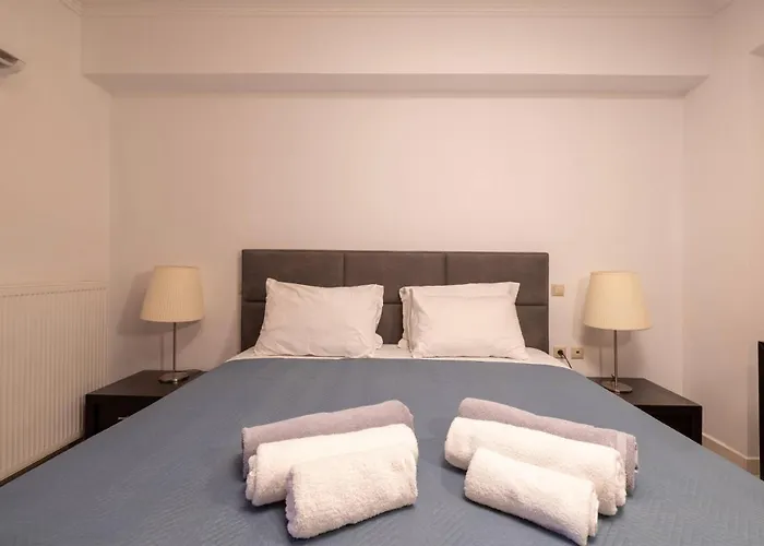 Leone Luxury Kalamákion